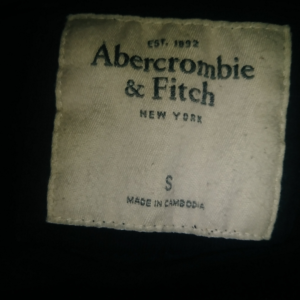 A&F tee shirt - Picture 5 of 7